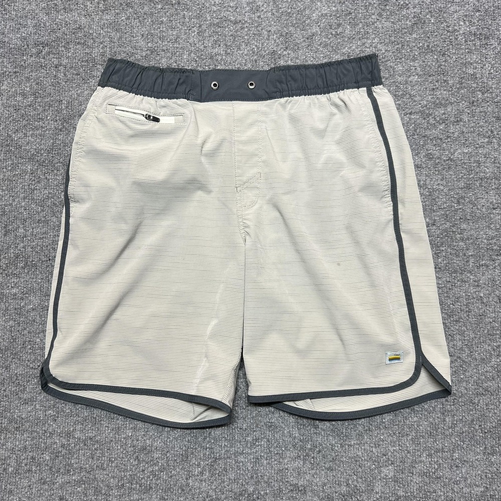 Vuori Shorts Mens Medium Gray Striped Athletic 7 Inseam Zip Pocket Quick Dry Run